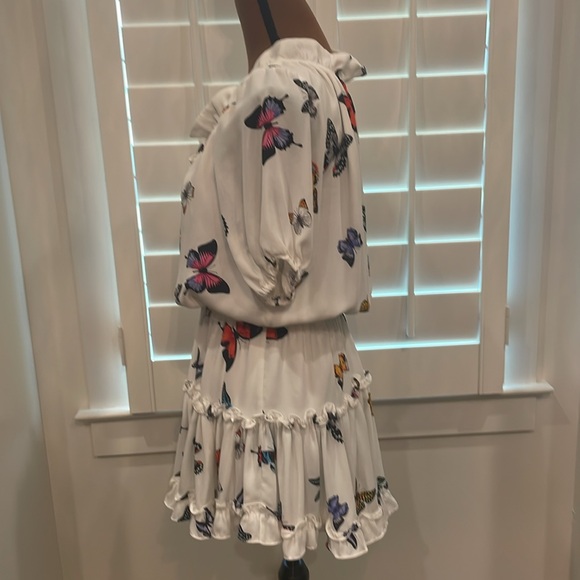 Buddy Love Dress - Picture 3 of 9